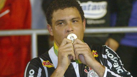 Cine e "El Fenomeno"?**