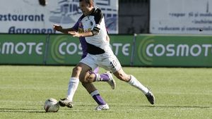 Fanii lui "U": "Bateți pe CFR"