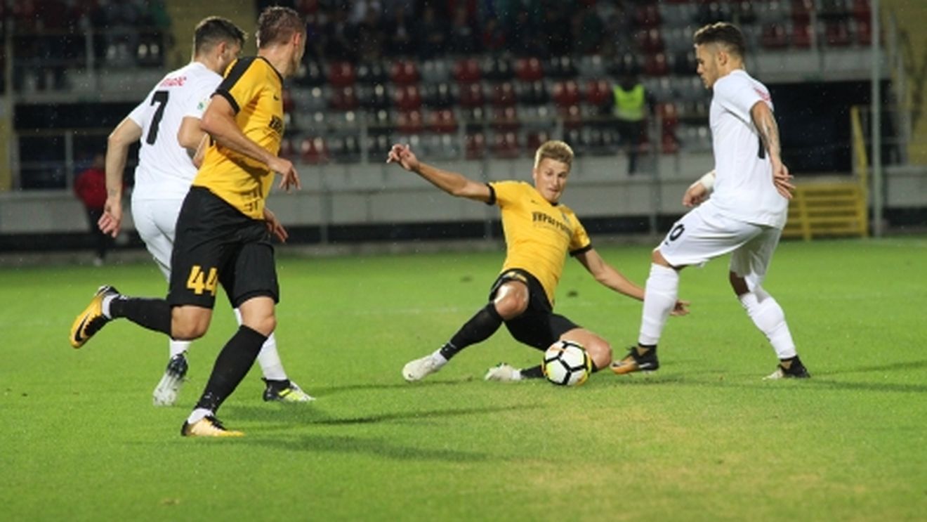 Oleksandria - Astra 1-0 | Una s-a dus, au mai rămas patru! Zaporozhan a decis soarta calificării dintr-un penalty stupid comis de Polczak