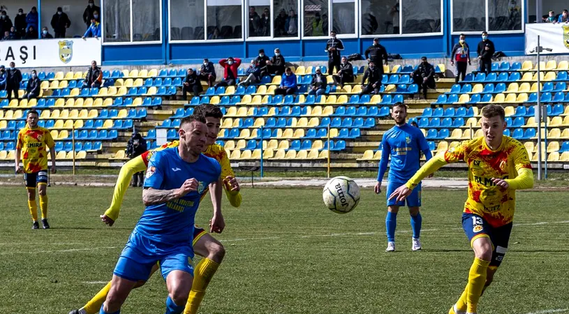 VIDEO | Îndemn scandalos la meciul Dunărea Călărași - Ripensia, după ce s-a marcat primul gol: ”Hai să batem cu 4-0, bă, că am pus la pariuri, bă!”