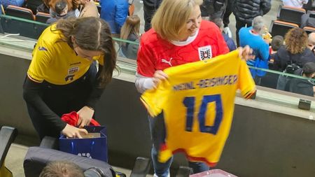 Oana Țoiu, Ministrul Afacerilor Externe, a primit un cadou din partea Ministrului Federal pentru Afaceri Europene și Internaționale al Austriei. Ce au făcut în tribunele Arenei Naționale