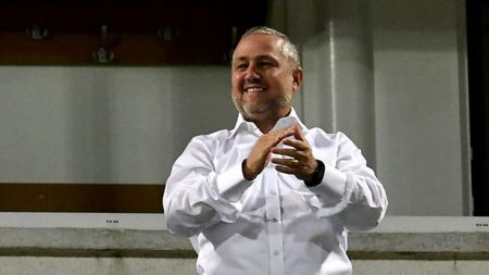 Continuă curățenia la Universitatea Craiova! Oltenii au mai renunțat la doi jucători! Vor evolua pentru rivalele din Superliga