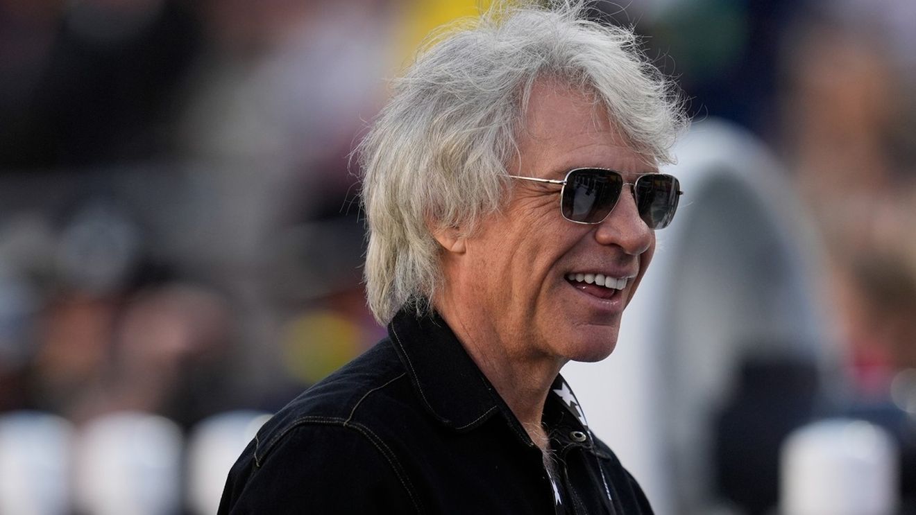 Neverosimil: „Nu știa cine e Jon Bon Jovi și am avut o discuție întreagă apoi”