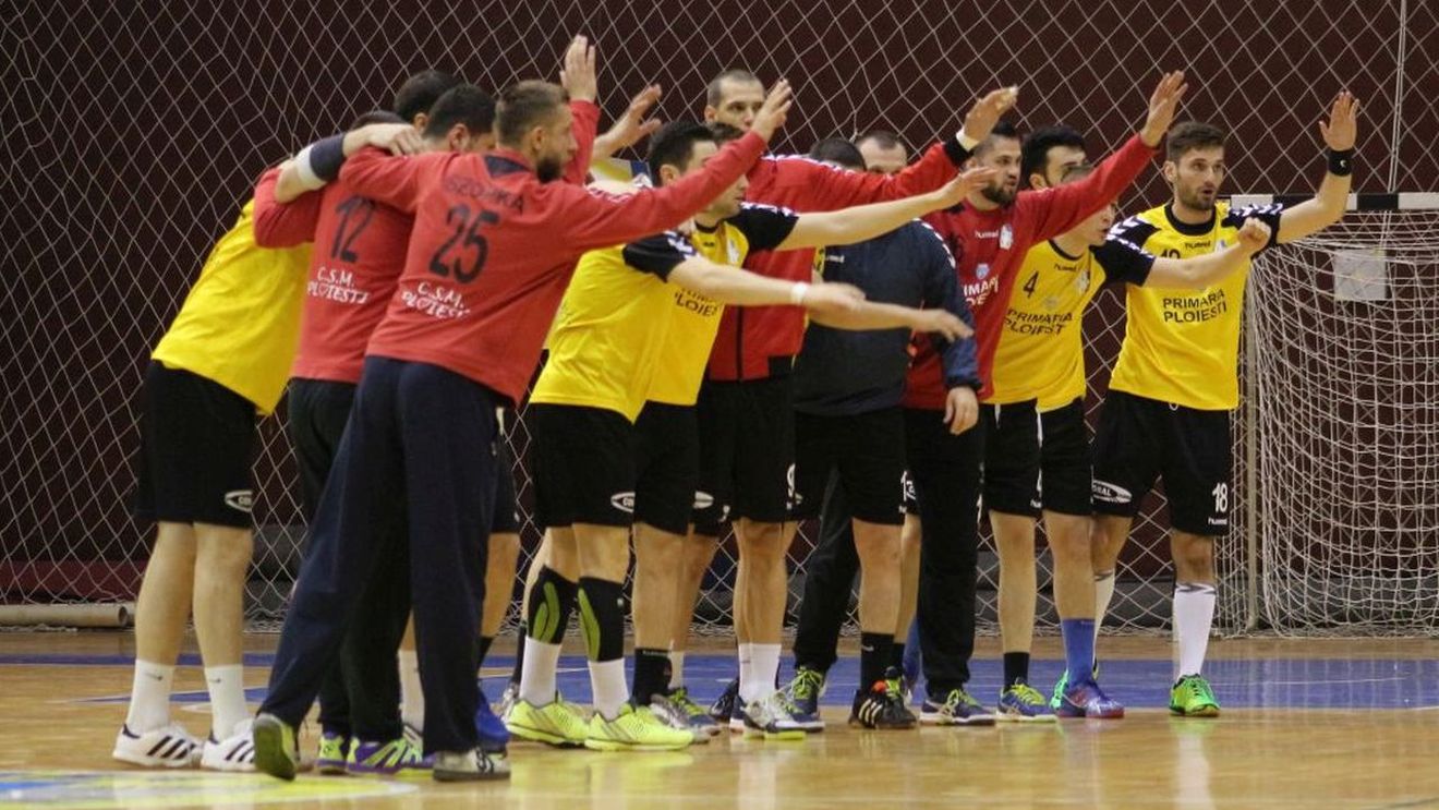 Ploieștiul a retrogradat cu două echipe în aceeași zi. După Petrolul la fotbal a venit și rândul echipei CSM la handbal masculin să spună adio primei ligi