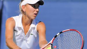 Săptămâna de vis a Elenei Vesnina: a învins două finaliste de Mare Șlem și a oprit o serie fabuloasă a perechii Hingis / Mirza. "SanTina", eșec după 41 de victorii