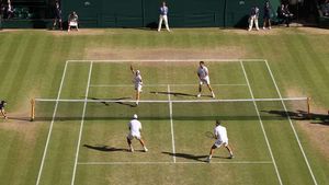 Perechea Tecău/Lindstedt, în turul trei la Wimbledon