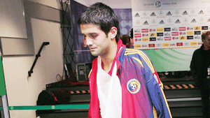 Chivu este "OK", operația a fost reușită