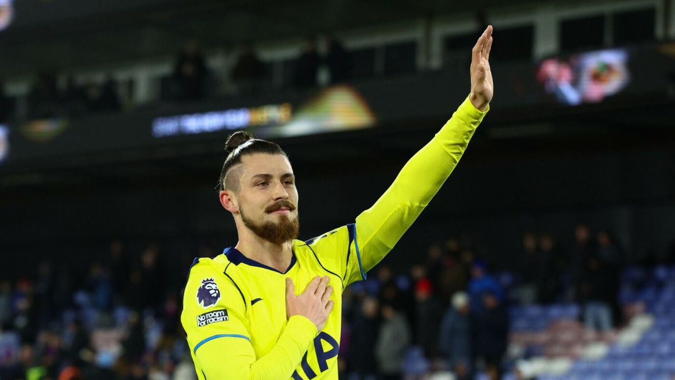 Radu Drăgușin i-a „topit” pe englezi cu reacția sa emoționantă după revenirea la Tottenham: „Am știut că va fi lumină la capătul drumului”