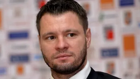 Marius Niculae îl motivează pe Denis Alibec înainte de preliminariile Campionatului European din 2024: „Mă întreba lumea care e urmașul meu, pe tine te-am indicat”