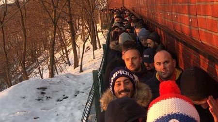 Incredibil! Ce au pățit fanii dinamoviști la porțile stadionului din Voluntari. "Vrem să știm în ce buzunare ajung acești bani negri!" | UPDATE Reacția clubului ilfovean. GALERIE FOTO