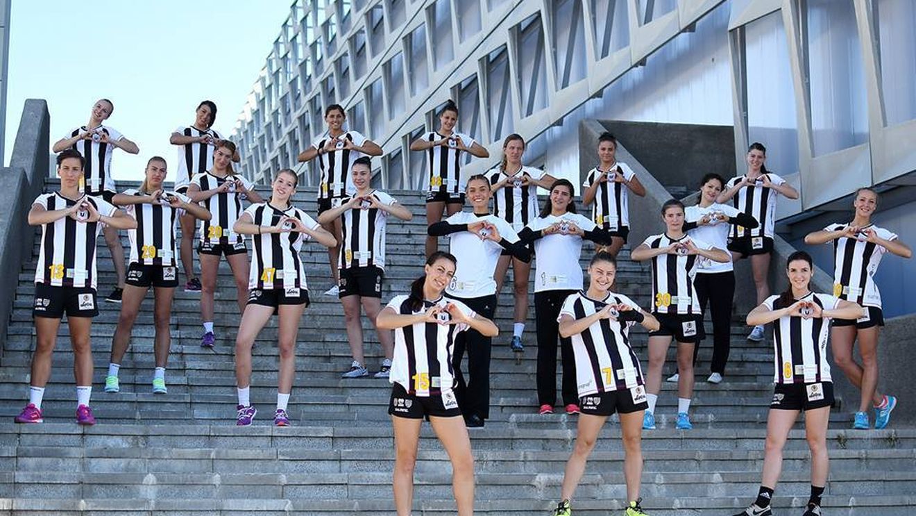 Schimbare radicală a echipei "U" Cluj! 40.000 de fani au vizualizat în câteva ore noul look al formației pregătite de Carmen Amariei. "Sperăm măcar 10% din ei să vină la meciurile noastre"