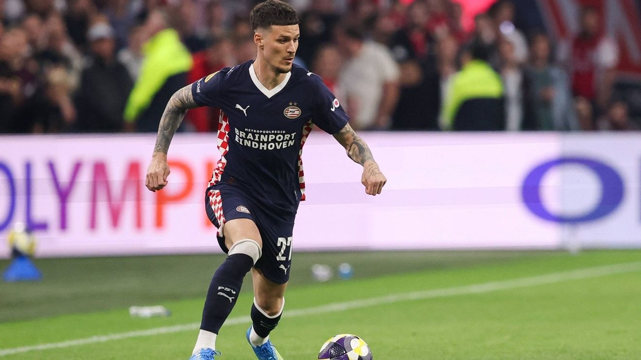 Olandezii au dat verdictul despre transferul lui Dennis Man: „Valoarea a crescut la 14,8 milioane de euro”