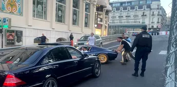Ce s-a întâmplat când un milionar a rămas cu bolidul Lamborghini în plină stradă! Mașina de 58 de ani costă 1.500.000 de euro: cum a scăpat șoferul celebru de momentul jenant
