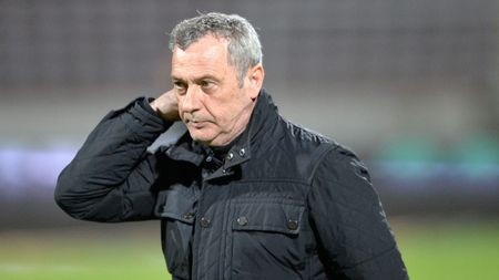 Rednic neagă că și-ar fi făcut card „Doar Dinamo București”: „Nu e cazul. Acum e Doar Poli Iași” + Cum se păzește antrenorul de coronavirus