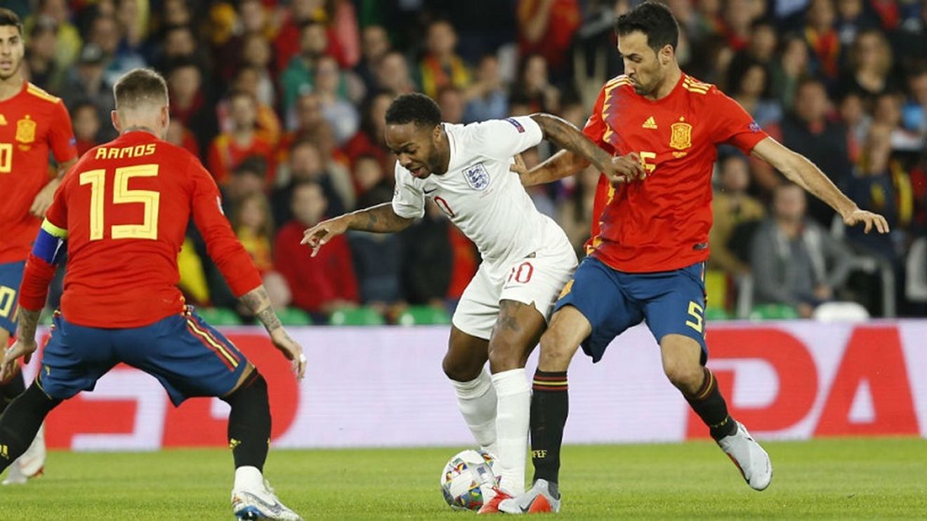 O națională importantă întrerupe colaborarea cu sponsorul tehnic după 28 de ani. Firmele rivale, invitate la negocieri