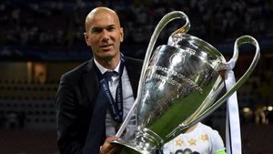 Zidane îi spune "NU" lui Chelsea pentru că vrea și mai mult. Francezii anunță clubul pe care "Zizou" l-ar prelua în vară
