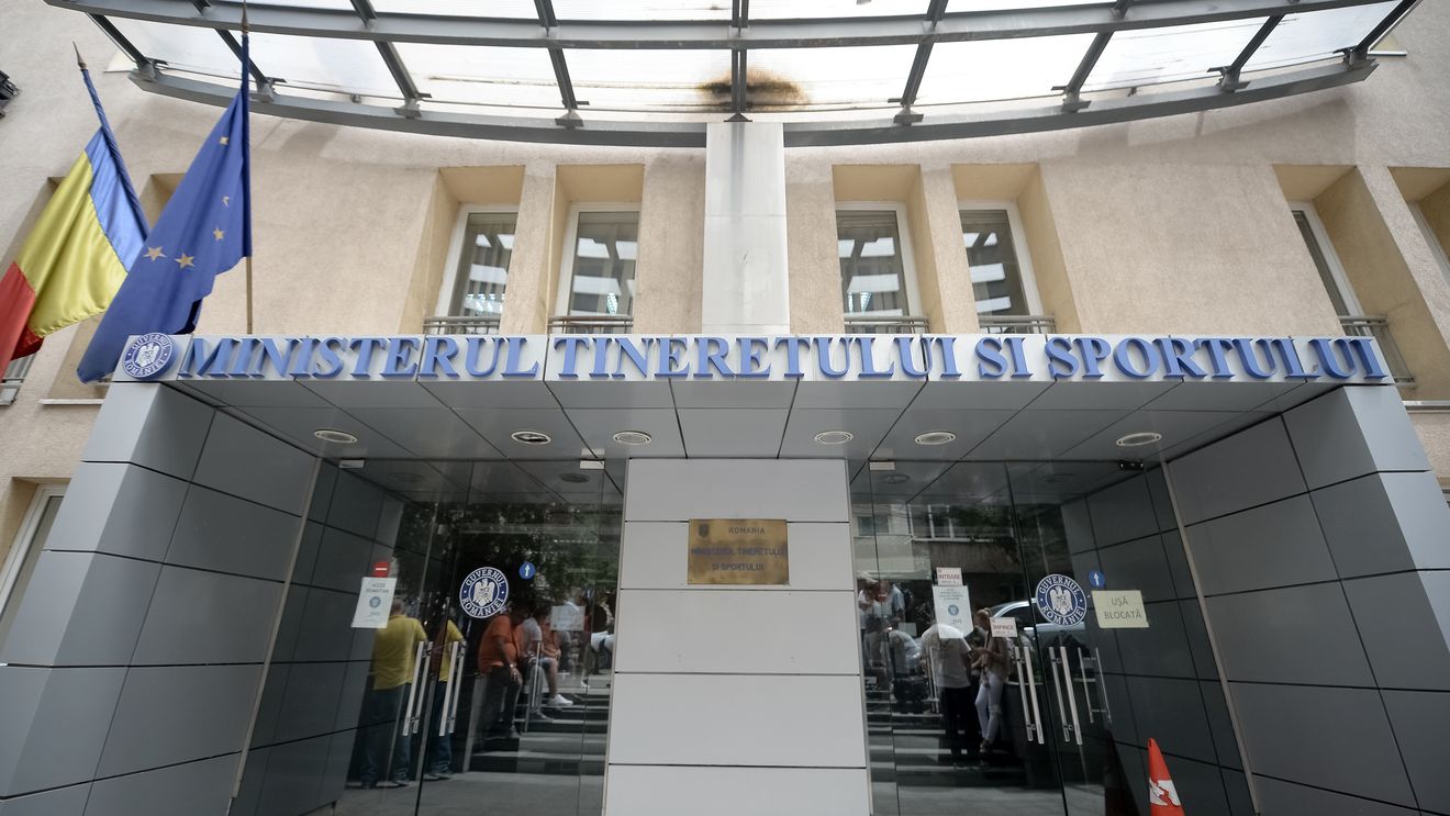 Acuzații dure la adresa conducătorilor de la MTS: "Ne-am săturat să fim bătaia lor de joc". Sindicaliștii amenință cu greva generală 