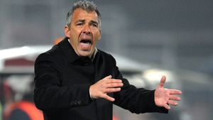 Jorge Costa le aruncă mănușa granzilor, după ce a călcat-o în picioare pe Voluntari: „Vrem trofeul!”