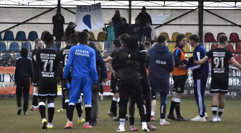 Știința Miroslava a câștigat ”finala” cu CSM Vaslui și s-a calificat în play-off-ul Ligii 3 pentru al doilea an consecutiv. Obiectivul formației ieșene pentru ultimele opt etape ale sezonului
