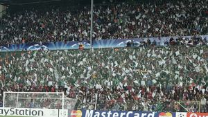 Bayern și Roma nu mai atrag! Doar 2.000 de pachete vândute pentru Ligă