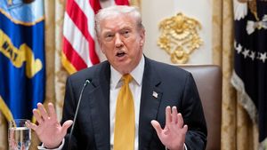 Ce răspuns i-a dat Donald Trump milionarului care l-a întrebat ce se întâmplă în cazul unui atac nuclear: „Pe mine mă salvează, voi sunteți terminați!”