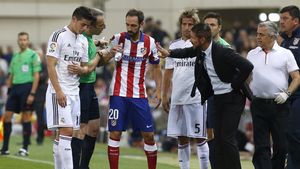 Simeone a fost suspendat opt etape după ce l-a lovit pe al patrulea arbitru de la Supercupa Spaniei