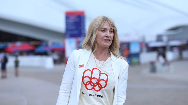 Cum a decurs relația dintre Elena Ceaușescu și Nadia Comăneci după ce legendara gimnastă s-ar fi apropiat de Nicu Ceaușescu: „Era îngrijorată din acest motiv!”