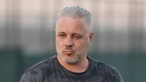 Marius Șumudică, detalii despre negocierile dintre Gaziantep și Astra pentru Denis Alibec! De ce a picat transferul. „Am încercat să-l ajut!”