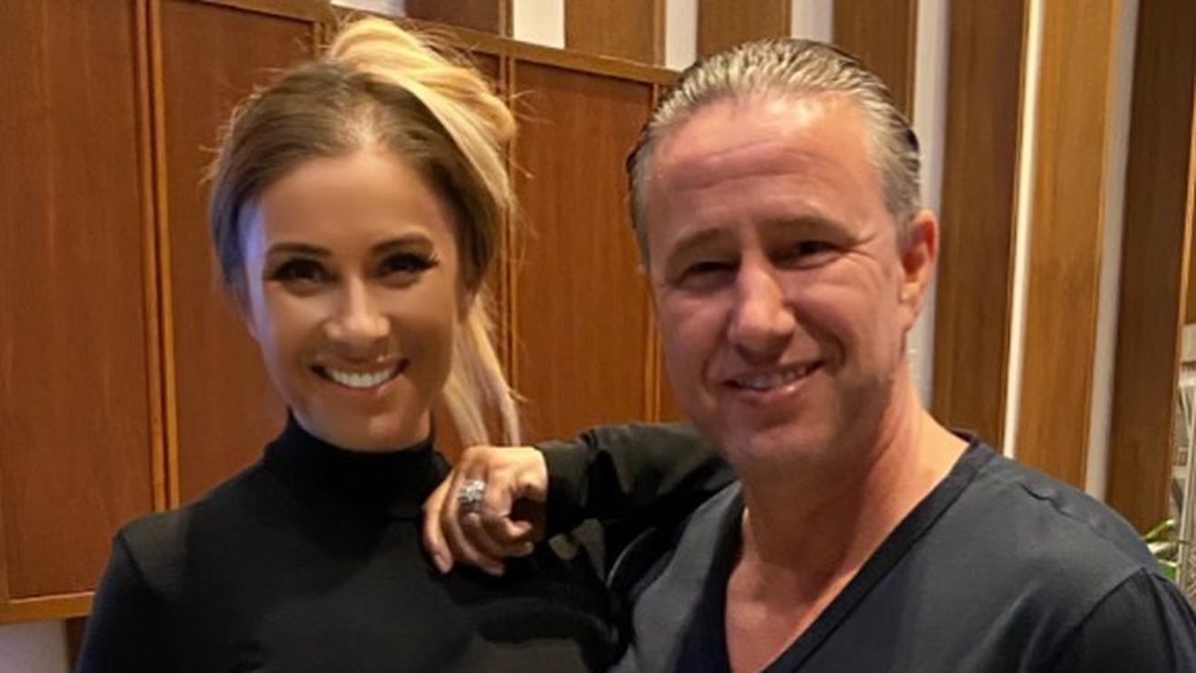 S-a zvonit că a avut și ea relații extraconjugale, dar până la divorț totul a fost ținut la secret și imposibil de dovedit! Acum, Anamaria Prodan anunță că e pregătită să se mărite rapid, după ce Laurențiu Reghecampf a părăsit-o: „El mă va trata ca pe o zână”