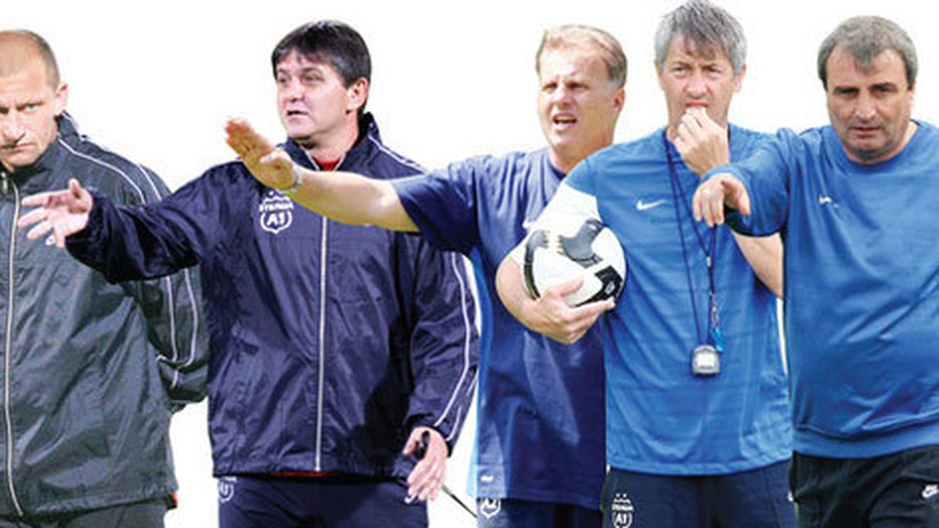 Pact cu "diavolul"! 11 antrenori s-au perindat pe la Steaua în "epoca Becali"