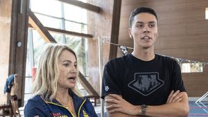 Mesajul din 8 cuvinte pe care David Popovici l-a postat după întâlnirea cu Nadia Comăneci