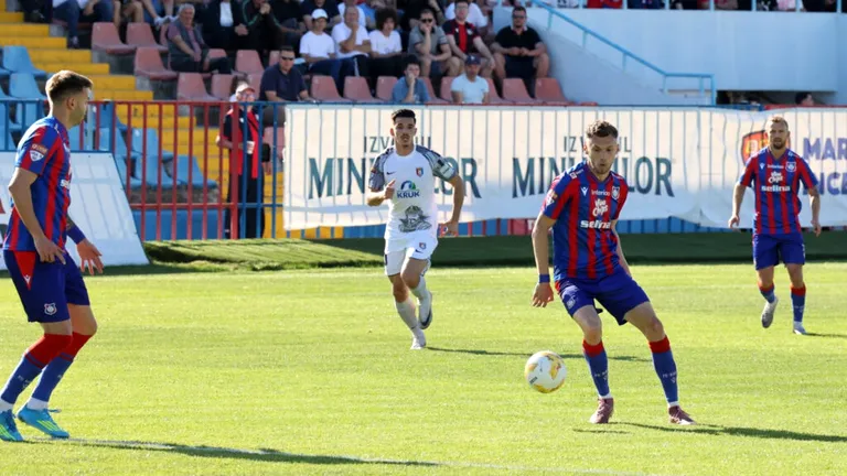 Viorel Domocoș, după ce FC Bihor a trecut lejer a doua oară în play-off de Chindia: ”Copii extraordinari. Nu pot decât să-mi scot pălăria în fața lor”
