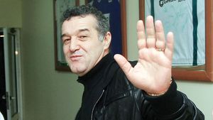 "Nu este problema mea dacă jucăm cu stadionul aproape gol!" CUM COMTENTEZI?