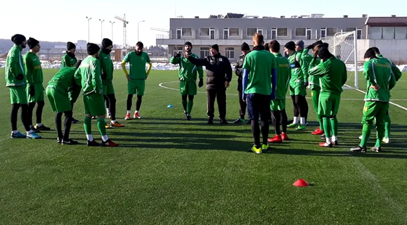 CS Mioveni a început cantonamentul de la Mogoșoaia!** Cei 26 de jucători aflați în lot și așteptările pe care le are Laurențiu Roșu