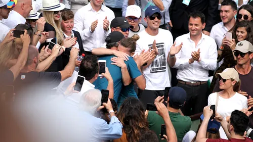 FOTO | Darren Cahill nu s-a mai putut abține! Australianul a oferit un moment spectaculos în setul decisiv, la 5-0 pentru Simona Halep. Ce a făcut antrenorul