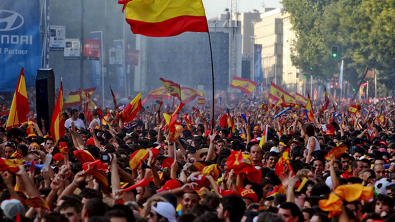 O noapte furtunoasă! Doi morți și 100 de răniți în Spania, după încoronarea "Furiei roja"!