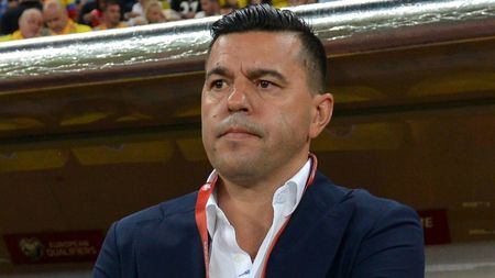 Cosmin Contra, alesul lui Şucu şi Angelescu. S-a aflat de ce a răbufnit Şumudică