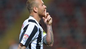 Denis Alibec, mesaj pentru Gigi Becali! Fostul atacant de la FCSB a înscris și cu CFR Cluj și e lider în clasamentul golgeterilor! FOTO & VIDEO