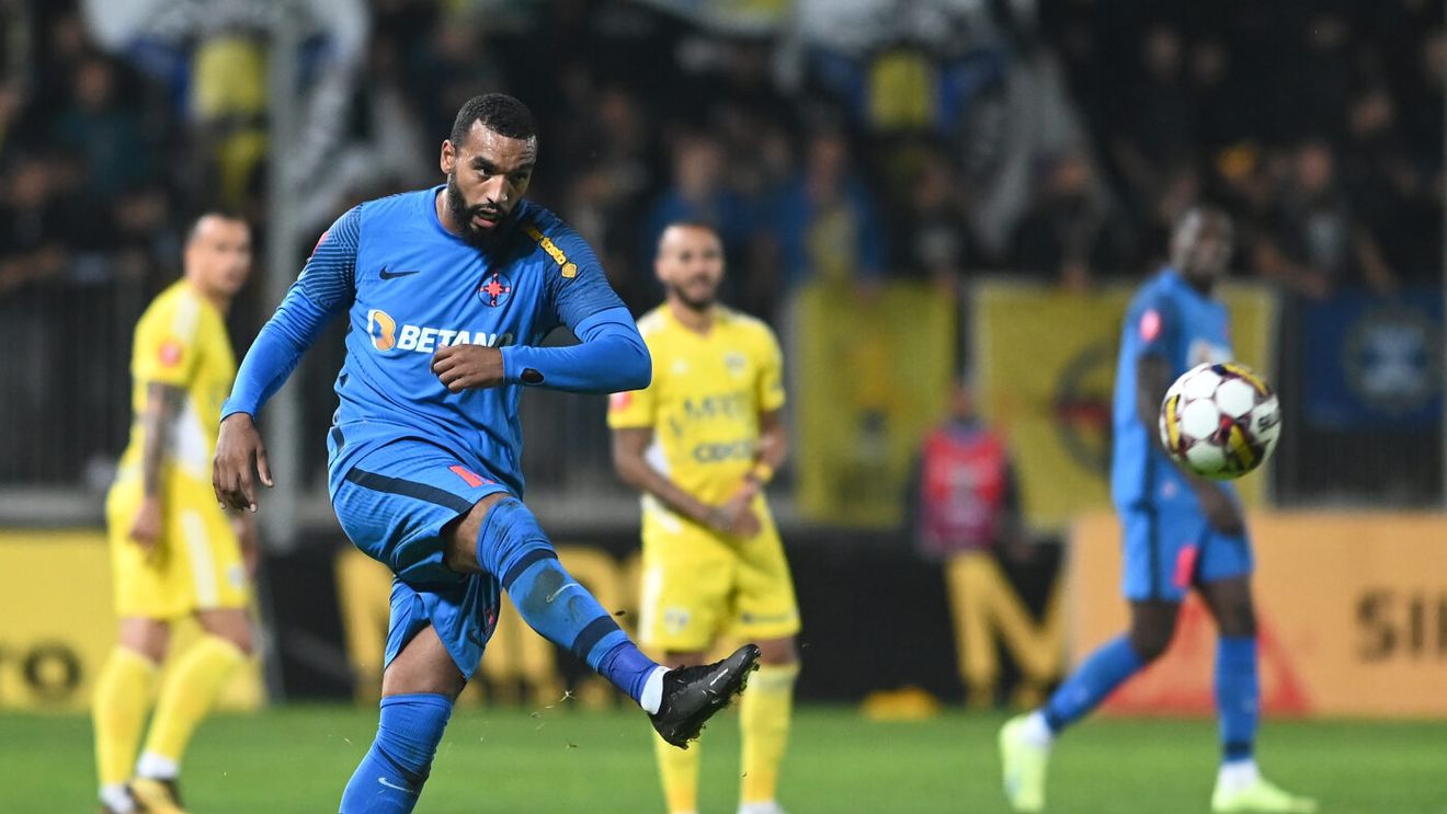 Mihai Pintilii a lămurit situația lui Billel Omrani, rezervă în meciul FCSB - Botoșani: „Cât are contract, să-l respecte!”