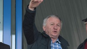 Porumboiu anunță un blat între ultimele două campioane ale Ligii I:** "Oțelul-CFR Cluj va fi un meci al prieteniei"