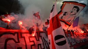 Argăseală reinterpretează conflictul cu galeria Stelei: "Fanii noștri s-au comportat extraordinar de sportiv. Nu vedeți ce a făcut galeria lui Dinamo?"