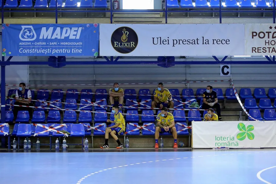 primele meciuri de handbal „declarate” în România