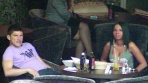 FOTO INCENDIAR** "Bomba Sexy" e în pericol! Ea e vedeta care i-a luat mințile lui Cristi Tănase! E celebră pentru replica: "Toate e înnămolite!"