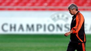 Mircea Lucescu la CFR în locul lui Trombetta?