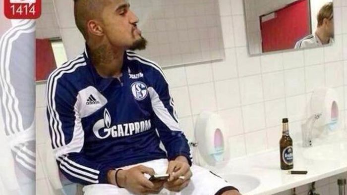 S-a lăsat cu demisii. FOTO: Boateng, surprins fumând și consumând alcool la un test antidoping