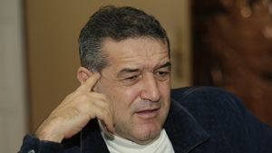 Becali: "Ungur-neungur, Paszkany ne-a cam dat o lecție de inteligență!"