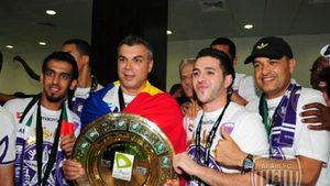 Oli și Rădoi, zeificați de fani!** SUPER FOTO și VIDEO de la celebrarea titlului lui Al Ain