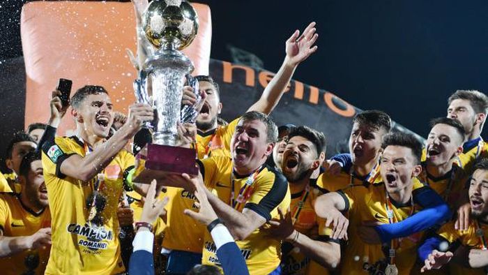 Viitorul lui Hagi, lăudat în presa internațională. Ce au scris publicațiile AS, L'Equipe sau Mundo Deportivo despre titlul câștigat de "Rege" la 8 ani de la înființarea clubului 