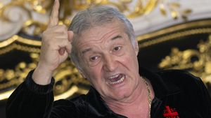 Gigi Becali a anunțat postul cu cea mai mare concurență de la FCSB: „Sunt patru pe post, iar pe el e greu să-l scoți din echipă”
