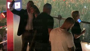 I-a lovit Nostalgia! Generația de Aur, chef de pomină alături de fotbalistul pe care Gigi Becali a încasat o avere din Premier League | FOTO&VIDEO EXCLUSIV